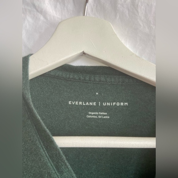 Everlane T Shirt 100% Cotton Crew Olive Green Short Sleeve Size Medium - Picture 4 of 10